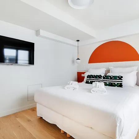 Sereners In Montorgueil - Rue Saint-denis *