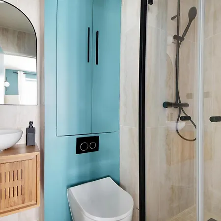 Sereners In Montorgueil - Rue Saint-denis * Париж