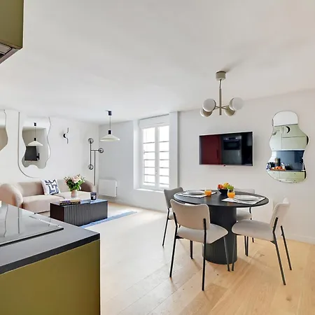 Sereners In Montorgueil - Rue Saint-denis *