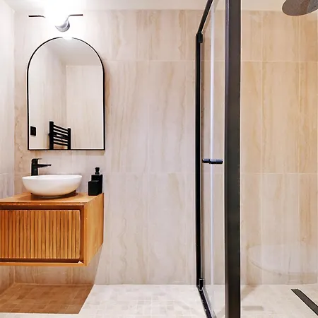 Sereners - Saint-Denis Apartman Párizs