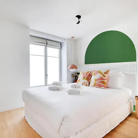 Sereners In Montorgueil - Rue Saint-denis *