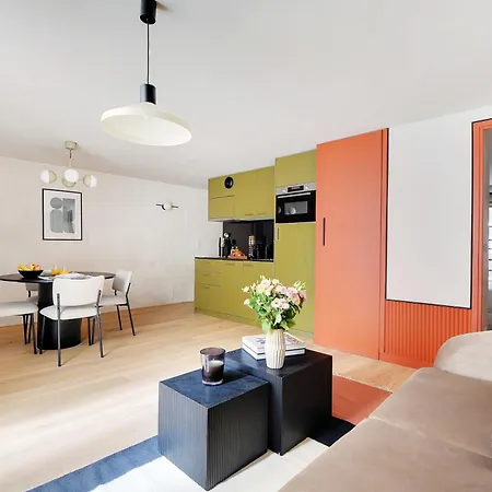Sereners In Montorgueil - Rue Saint-denis *