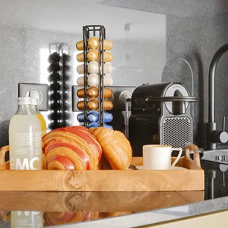 Sereners In Montorgueil - Rue Saint-denis Париж