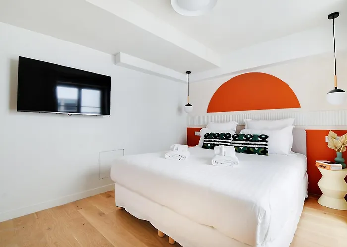 Sereners In Montorgueil - Rue Saint-denis *